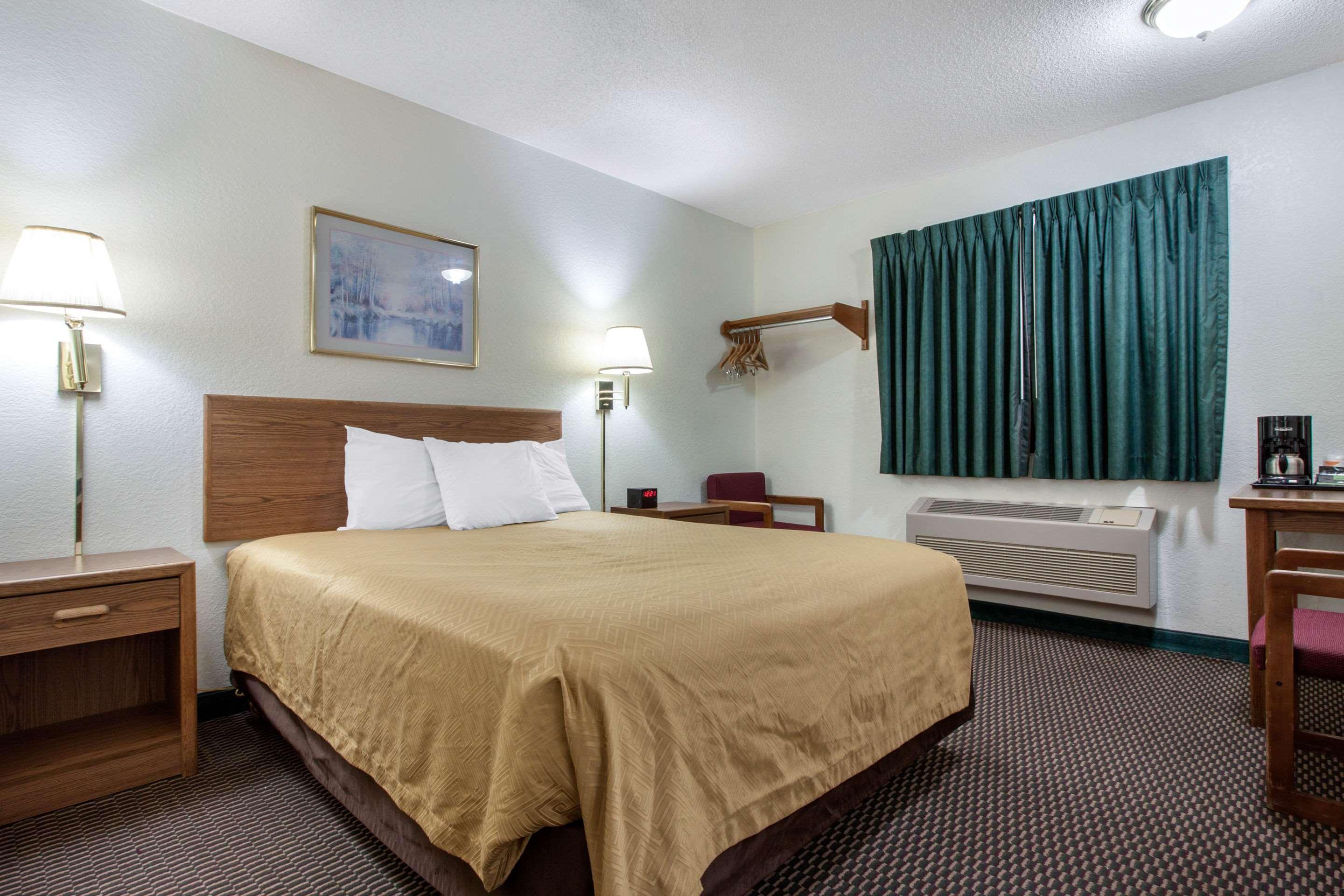 Econo Lodge Oacoma Exterior foto